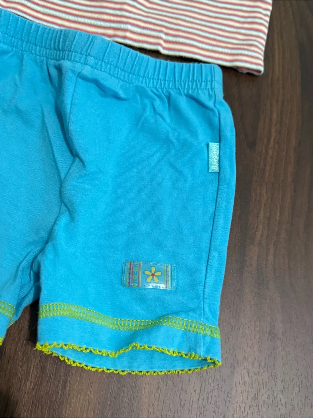 Baby girl vintage Carter’s shirt and shorts set